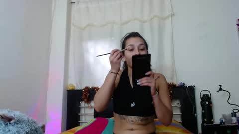 Snapshot of allyson_collins_ chatting on 02-24-25, 08:14 Allyson collins online show from 02-24-25, 08:14