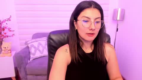 Snapshot of allysonmorgan_ chatting on 12-09-24, 12:19 allyson online show from 12-09-24, 12:19