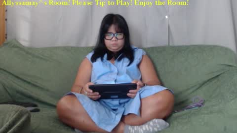 Allyssamay online show from 09-11-25, 12:27
