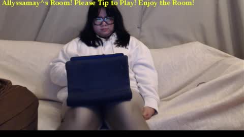 Allyssamay online show from 01-10-26, 05:09