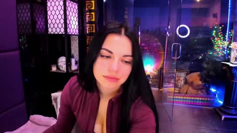 Snapshot of alma_pearl chatting on 12-18-25, 07:47 Alma online show from 12-18-25, 07:47