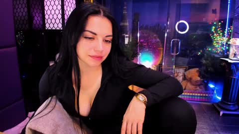 Snapshot of alma_pearl chatting on 12-19-25, 07:48 Alma online show from 12-19-25, 07:48