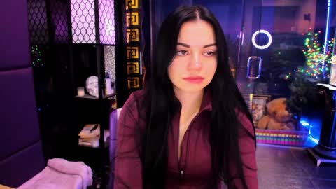 Snapshot of alma_pearl chatting on 12-23-25, 06:55 Alma online show from 12-23-25, 06:55