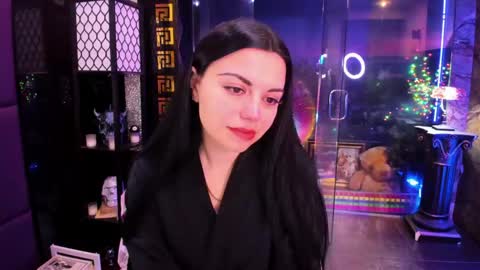 Snapshot of alma_pearl chatting on 04-28-26, 07:35 Alma online show from 04-28-26, 07:35