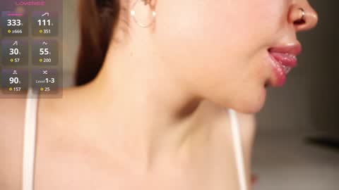 Snapshot of alma_yammy chatting on 12-30-24, 07:59 Alma online show from 12-30-24, 07:59