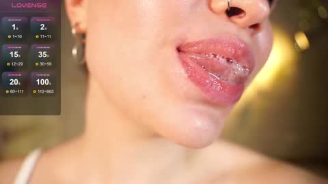 Snapshot of alma_yammy chatting on 01-08-26, 03:36 Alma online show from 01-08-26, 03:36