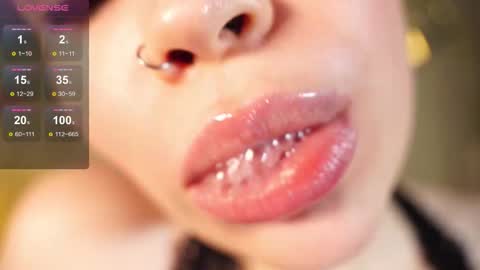 Snapshot of alma_yammy chatting on 01-09-26, 04:32 Alma online show from 01-09-26, 04:32