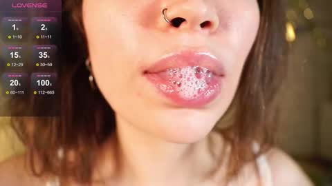 Snapshot of alma_yammy chatting on 01-16-26, 05:06 Alma online show from 01-16-26, 05:06