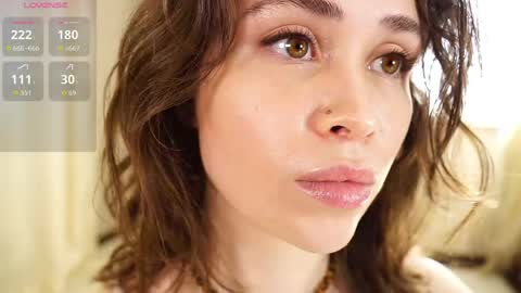 Snapshot of alma_yammy chatting on 04-12-26, 07:57 Alma online show from 04-12-26, 07:57