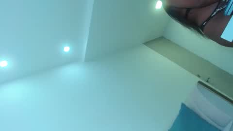 Snapshot of almadoll_ chatting on 10-31-25, 08:21 almadoll_ online show from 10-31-25, 08:21