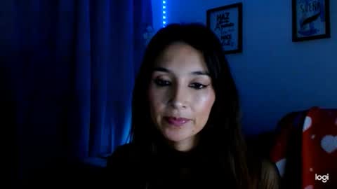 Snapshot of almaglow chatting on 01-16-26, 02:59 Alma online show from 01-16-26, 02:59