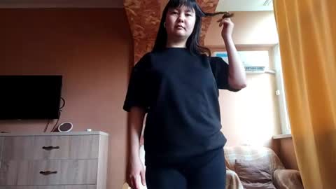 Snapshot of almamine chatting on 07-22-26, 06:16 Lana online show from 07-22-26, 06:16