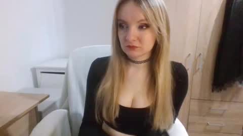 Snapshot of almanature chatting on 01-07-26, 09:17 AlmaNature online show from 01-07-26, 09:17