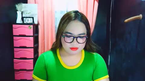 Snapshot of almirablont13 chatting on 02-15-26, 05:59 Almira online show from 02-15-26, 05:59