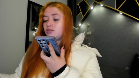 Snapshot of almma_ chatting on 01-20-25, 01:32 ALMMA online show from 01-20-25, 01:32