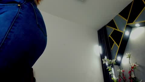 Snapshot of almma_ chatting on 01-25-25, 10:39 ALMMA online show from 01-25-25, 10:39