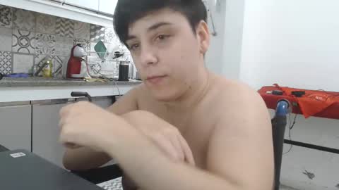 Almond online show from 01-12-25, 10:33