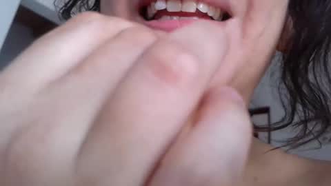 Snapshot of almondwithlove chatting on 02-17-26, 05:52 almondwithlove online show from 02-17-26, 05:52