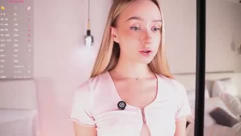 Lia online show from 07-18-26, 03:11