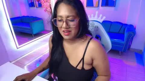 Snapshot of alondra_gomexxx chatting on 11-08-25, 03:50 Alondra online show from 11-08-25, 03:50