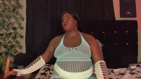 Snapshot of alondra_slut chatting on 01-17-26, 01:05 alondra_slut online show from 01-17-26, 01:05