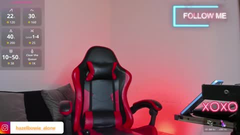 Hazel Bowie online show from 01-11-26, 06:02