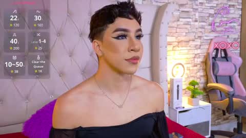 Hazel Bowie online show from 04-15-26, 09:48