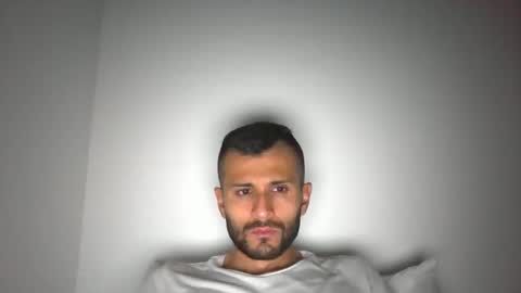 Snapshot of alonp1022 chatting on 05-02-26, 05:12 Alonp1022 online show from 05-02-26, 05:12