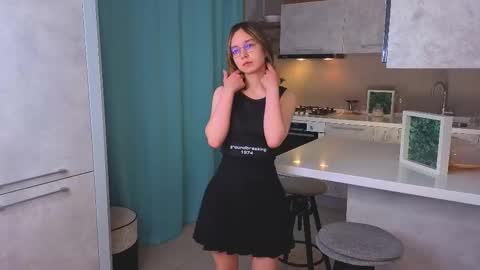 Alorena online show from 12-05-25, 04:03