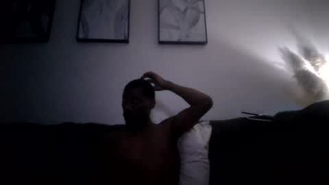 Snapshot of aloysiuz chatting on 07-16-26, 06:08 Aloysius online show from 07-16-26, 06:08