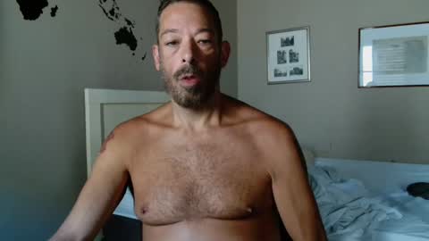 Snapshot of alph4beto chatting on 02-19-25, 01:28 ALPH4BETO online show from 02-19-25, 01:28