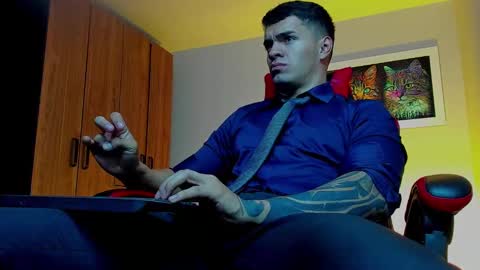 Snapshot of alpha_dominus_ chatting on 09-10-25, 04:01 alpha_dominus_ online show from 09-10-25, 04:01