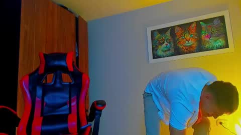 Snapshot of alpha_dominus_ chatting on 10-04-25, 04:21 alpha_dominus_ online show from 10-04-25, 04:21