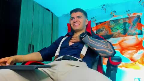 Snapshot of alpha_dominus_ chatting on 10-10-25, 04:44 alpha_dominus_ online show from 10-10-25, 04:44