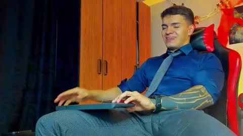 Snapshot of alpha_dominus_ chatting on 10-20-25, 03:29 alpha_dominus_ online show from 10-20-25, 03:29