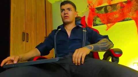 Snapshot of alpha_dominus_ chatting on 10-29-25, 08:49 alpha_dominus_ online show from 10-29-25, 08:49