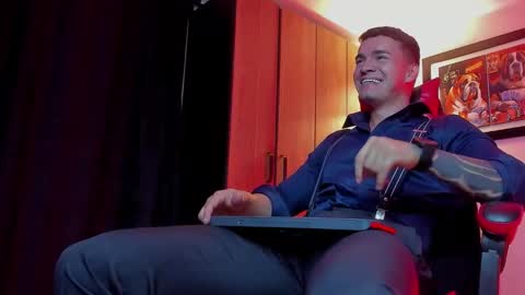 alpha_dominus_ online show from 12-23-25, 03:59