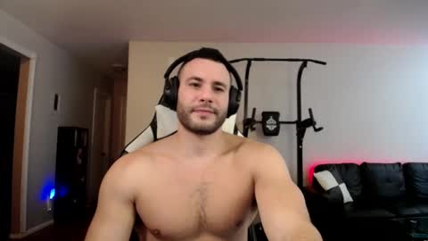 Snapshot of alpha_dominus_king chatting on 09-30-25, 03:39 OF online show from 09-30-25, 03:39