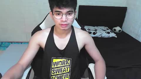 Snapshot of alpha_rider chatting on 10-29-25, 06:48 Angelo online show from 10-29-25, 06:48