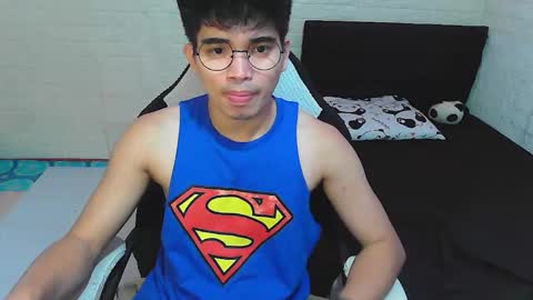 Snapshot of alpha_rider chatting on 11-03-25, 05:09 Angelo online show from 11-03-25, 05:09