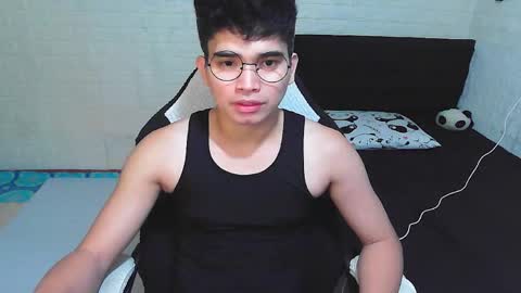 Snapshot of alpha_rider chatting on 11-05-25, 11:54 Angelo online show from 11-05-25, 11:54