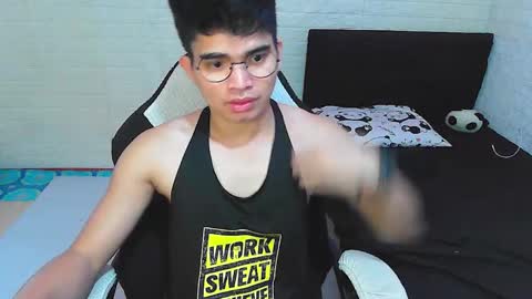 Snapshot of alpha_rider chatting on 11-06-25, 06:03 Angelo online show from 11-06-25, 06:03