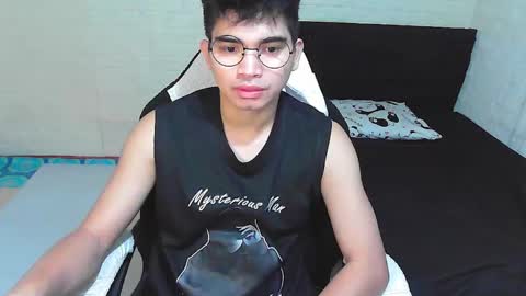 Snapshot of alpha_rider chatting on 11-23-25, 06:13 Angelo online show from 11-23-25, 06:13