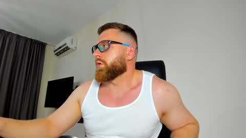 Snapshot of alphaalexxx chatting on 05-18-26, 04:24 Alphaalexxx Lets reach Me 100 thumbs up online show from 05-18-26, 04:24