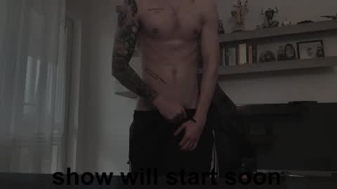 Snapshot of alphaboyfun chatting on 02-09-26, 09:24 Andi online show from 02-09-26, 09:24