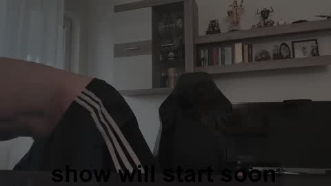 Snapshot of alphaboyfun chatting on 02-18-26, 06:42 Andi online show from 02-18-26, 06:42