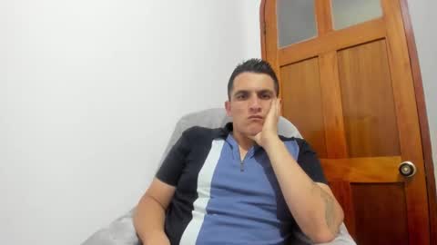 Snapshot of alphadesire69 chatting on 02-14-26, 12:18 AlphaDesire69 online show from 02-14-26, 12:18