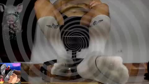 Snapshot of alphafindom982 chatting on 07-22-26, 01:03 MASTER FINDOM DRAIN... online show from 07-22-26, 01:03