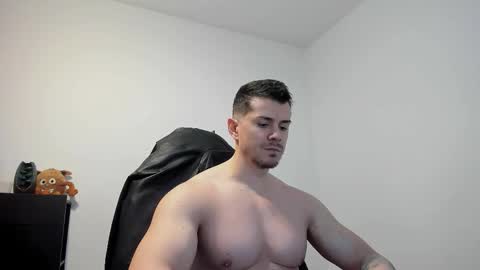 Snapshot of alphagodleatherking92 chatting on 12-22-25, 08:55 LeatherMaster online show from 12-22-25, 08:55