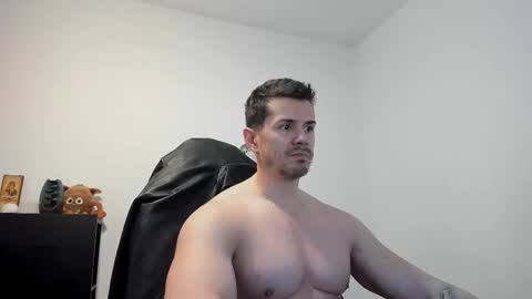 Snapshot of alphagodleatherking92 chatting on 01-07-26, 08:39 LeatherMaster online show from 01-07-26, 08:39